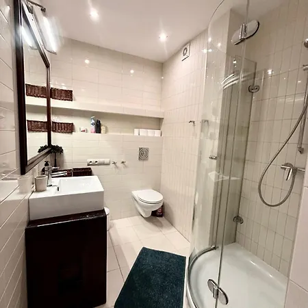 Gocław 2 Parking Free Apartament *