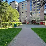 Goclaw 2 Parking Free Varšava