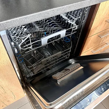 Goclaw 2 Parking Free *