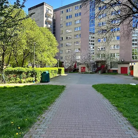 Goclaw 2 Parking Free Varsovie